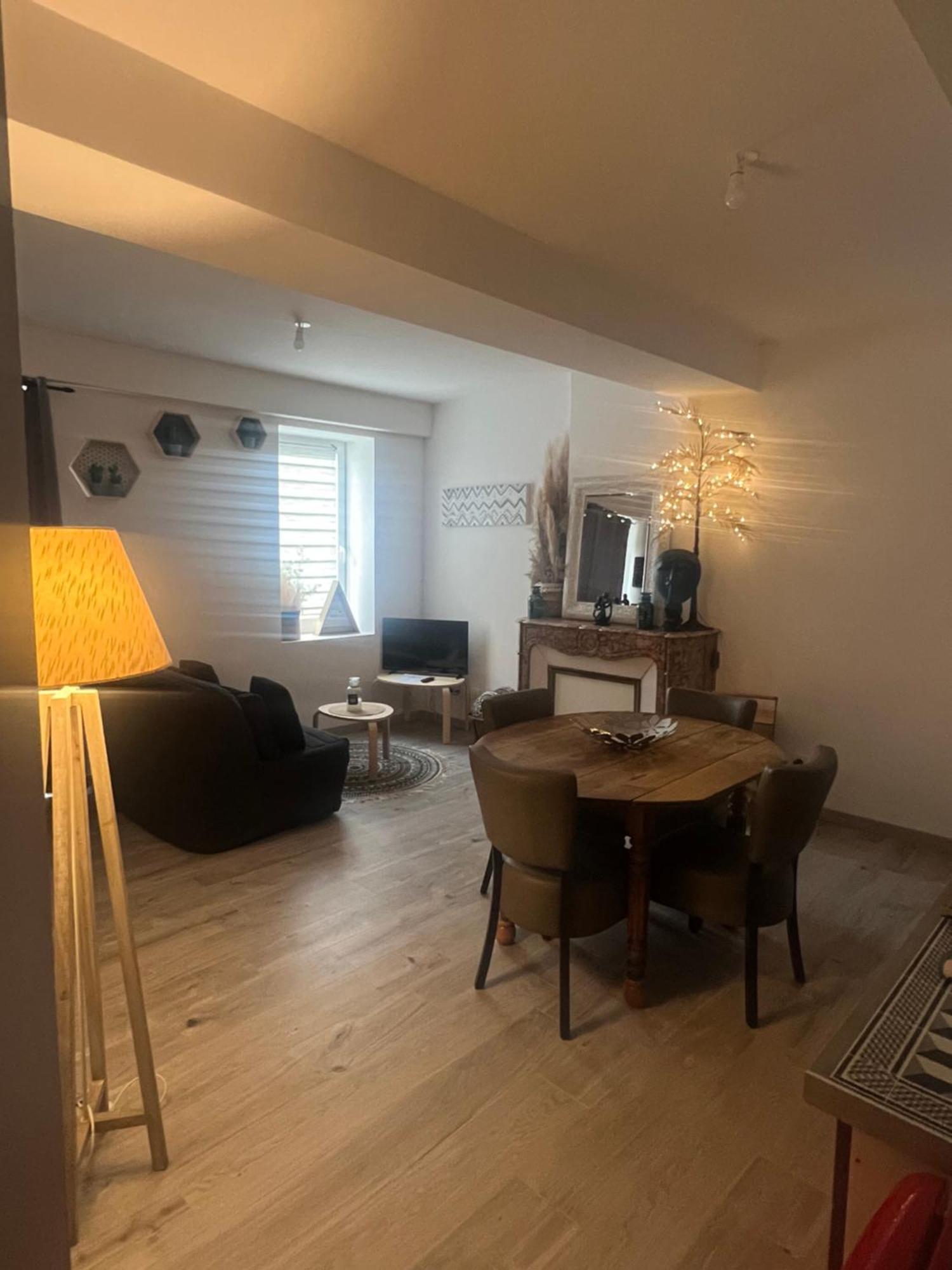 Appartement Prive « Rive Droite » Serrieres  Bagian luar foto